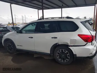 2020 Nissan Pathfinder SL with VIN 5N1DR2CN6LC634180, listed as a IAAI auction lot 41799070 with 31,682 mi miles. Bid and sale history available at carsss.com. Image 14.