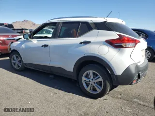 2018 Nissan Kicks SR with VIN 3N1CP5CU8JL534200, listed as a Copart auction lot 44972475 with 38,733 mi miles and Salvage Title. Bid and sale history available at carsss.com. Image 2.