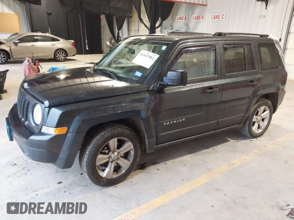 2014 Jeep Patriot Latitude with VIN 1C4NJPFA0ED633657, listed as a IAAI auction lot 41447982 with 104,664 mi miles and . Bid and sale history available at carsss.com. Image 2.