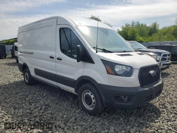 2021 Ford Transit Cargo с VIN 1FTBR1C81MKA80750, выставлен на аукционе Copart как лот 55567135 с пробегом 43 990 миль миль и Чистый • Clean title. История ставок и продаж доступна на DreamBid. Изображение 4.