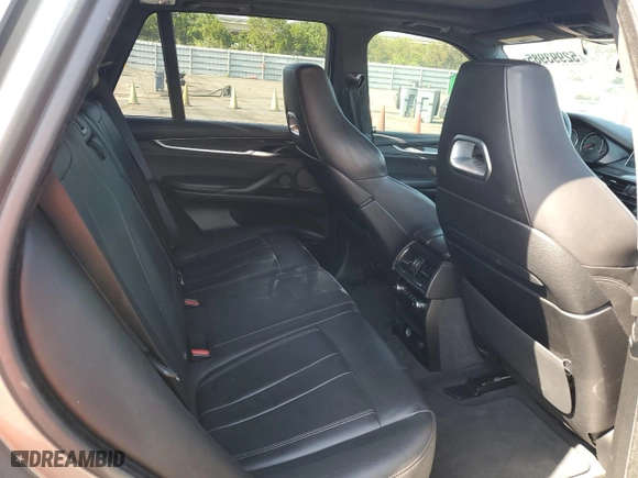2016 BMW X5 M with VIN 5YMKT6C59G0R78590, listed as a Copart auction lot 52993985 with 0 mi miles and Clean Title. Bid and sale history available at carsss.com. Image 10.