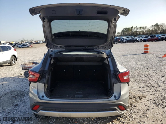 2025 Chevrolet Trax LT with VIN KL77LHEP1SC028088, listed as a Copart auction lot 48116095 with 11,926 mi miles and Salvage Title. Bid and sale history available at carsss.com. Image 6.