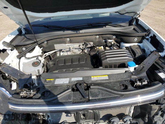 2024 Volkswagen Atlas SEL Premium R-Line with VIN 1V2FE2CA7RC219611, listed as a Copart auction lot 46862235 with 17,570 mi miles and Salvage title. Bid and sale history available at DreamBid. Image 14.