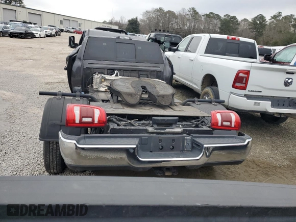 2022 Ram 3500 Tradesman z VIN 3C63RRGL0NG291990, wystawiony jako Copart lot #85342264 z przebiegiem 118 160 mil mil oraz Szkoda całkowita • Salvage title. Historia ofert i sprzedaży dostępna na DreamBid. Obrazek 6.