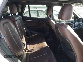 2017 BMW X1 xDrive28i with VIN WBXHT3C33H5F77000, listed as a Copart auction lot 41860993 with 113,553 mi miles. Bid and sale history available at carsss.com. Image 10.