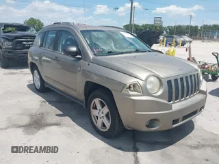 2008 Jeep Compass Sport with VIN 1J8FT47068D593407, listed as a IAAI auction lot 42188334 with 99,736 mi miles. Bid and sale history available at carsss.com. Image 1.