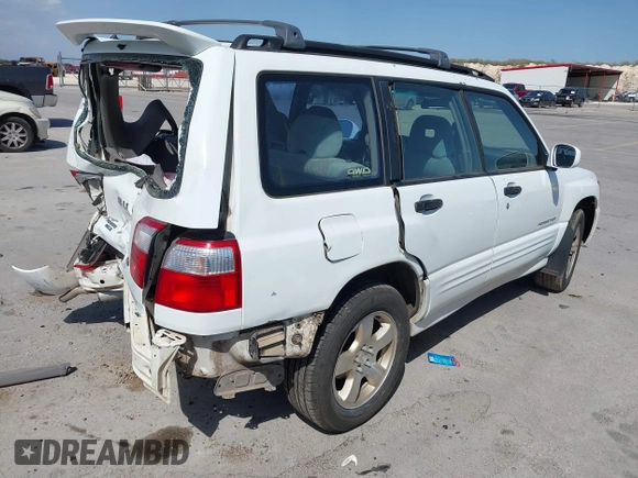 2001 Subaru Forester S w/Premium Pkg with VIN JF1SF65651H712410, listed as a IAAI auction lot 41782201 with 148,966 mi miles. Bid and sale history available at carsss.com. Image 4.