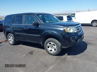 2011 Honda Pilot LX with VIN 5FNYF3H22BB056356, listed as a IAAI auction lot 42632223 with Not provided miles and . Bid and sale history available at DreamBid. Image 1.