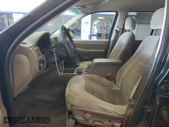 2004 Ford Explorer XLT z VIN 1FMZU73K04UA13679, wystawiony jako Copart lot #59557905 z przebiegiem 193 764 mil mil oraz Szkoda całkowita • Salvage title. Historia ofert i sprzedaży dostępna na DreamBid. Obrazek 7.