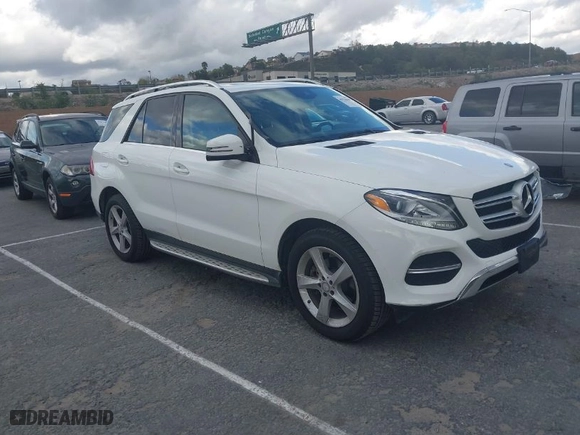 2016 Mercedes-Benz GLE with VIN 4JGDA5JB0GA772199, listed as a IAAI auction lot 41926309 with 38,550 mi miles. Bid and sale history available at carsss.com. Image 1.