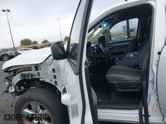 2015 Ram 1500 Big Horn with VIN 1C6RR6GT3FS577786, listed as a IAAI auction lot 41517086 with 122,924 mi miles. Bid and sale history available at carsss.com. Image 5.