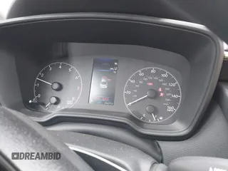 2025 Toyota Corolla LE z VIN 5YFB4MDE1SP294222, wystawiony jako IAAI lot #42462252 z przebiegiem 7 389 mil mil oraz . Historia ofert i sprzedaży dostępna na DreamBid. Obrazek 7.