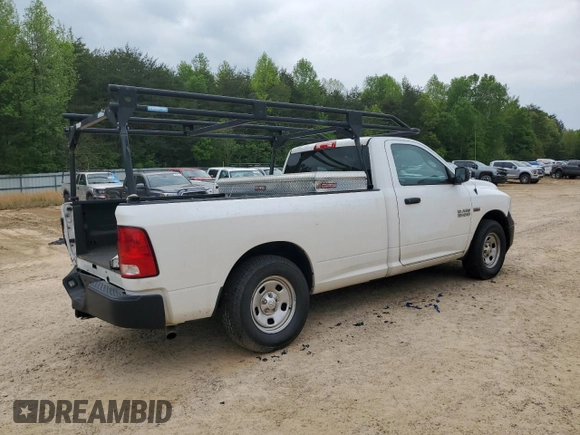 2018 Ram 1500 Tradesman z VIN 3C6JR6DT9JG291605, wystawiony jako Copart lot #51995945 z przebiegiem 83 946 mil mil oraz Szkoda całkowita • Salvage title. Historia ofert i sprzedaży dostępna na DreamBid. Obrazek 3.
