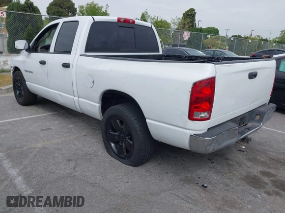 2003 Dodge 1500 ST z VIN 1D7HA18D03S241651, wystawiony jako IAAI lot #42037511 z przebiegiem 138 934 mil mil oraz . Historia ofert i sprzedaży dostępna na DreamBid. Obrazek 3.