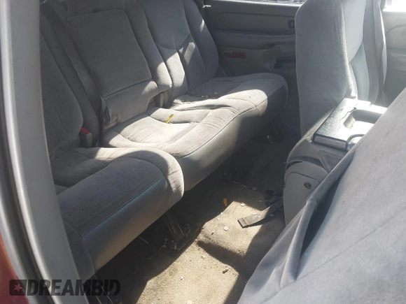 2004 Chevrolet Tahoe LS with VIN 1GNEC13V54R312043, listed as a IAAI auction lot 42036854 with 327,739 mi miles and . Bid and sale history available at DreamBid. Image 8.