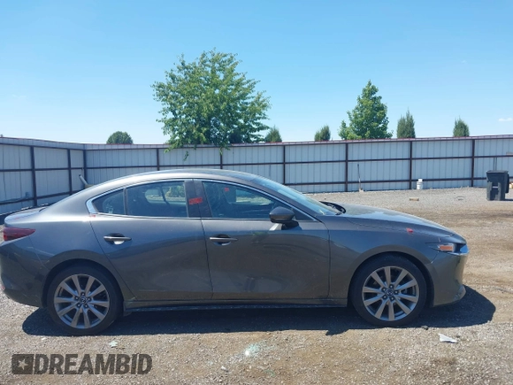 2019 Mazda 3 Select with VIN JM1BPBAM3K1140283, listed as a IAAI auction lot 42666287 with 76,106 mi miles and . Bid and sale history available at DreamBid. Image 12.