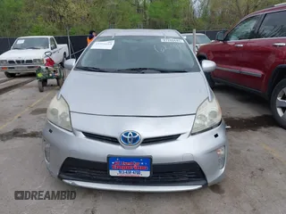 2013 Toyota Prius One with VIN JTDKN3DU1D5627906, listed as a IAAI auction lot 41971669 with 227,726 mi miles. Bid and sale history available at carsss.com. Image 12.