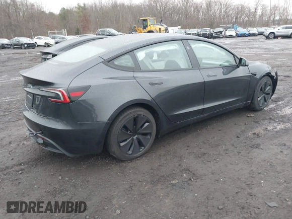 2024 Tesla Model 3 z VIN 5YJ3E1EA9RF858829, wystawiony jako IAAI lot #41160315 z przebiegiem 2 994 mil mil oraz . Historia ofert i sprzedaży dostępna na DreamBid. Obrazek 4.