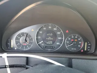 2004 Mercedes-Benz CLK 320 with VIN WDBTK65G94T018208, listed as a Copart auction lot 76074114 with 62,358 mi miles and Non Repairable. Bid and sale history available at DreamBid. Image 9.