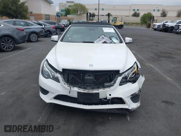 2014 Mercedes-Benz E 350 with VIN WDDKK5KF3EF253311, listed as a IAAI auction lot 42110845 with 67,242 mi miles and . Bid and sale history available at DreamBid. Image 12.