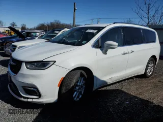 2021 Chrysler Pacifica Touring L with VIN 2C4RC1BGXMR532883, listed as a Copart auction lot 50173485 with 154,431 mi miles and Salvage Title. Bid and sale history available at DreamBid. Image 1.