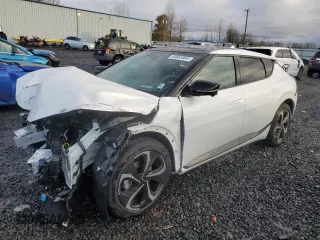 2024 Kia EV6 GT-Line with VIN KNDC4DLC4R5183921, listed as a Copart auction lot 84665584 with 2,892 mi miles and Salvage Title. Bid and sale history available at carsss.com. Image 1.