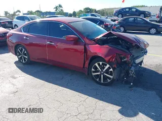 2018 Nissan Altima SV with VIN 1N4AL3AP5JC139359, listed as a IAAI auction lot 41814622 with 50,519 mi miles and . Bid and sale history available at carsss.com. Image 1.