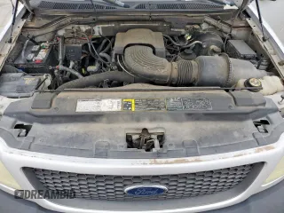2002 Ford F-150 XL z VIN 1FTRX07W72KB81327, wystawiony jako Copart lot #59488305 z przebiegiem 102 848 mil mil oraz Szkoda całkowita • Salvage title. Historia ofert i sprzedaży dostępna na DreamBid. Obrazek 11.
