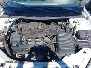 2006 Chrysler Sebring Touring with VIN 1C3EL55R86N135731, listed as a IAAI auction lot 41693953 with 170,628 mi miles and . Bid and sale history available at DreamBid. Image 10.