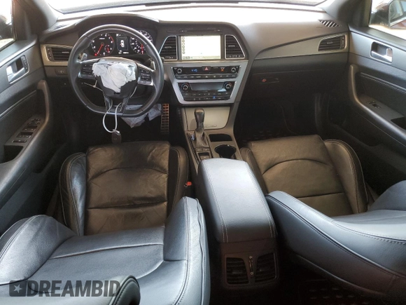 2015 Hyundai Sonata Limited z VIN 5NPE34AB2FH081938, wystawiony jako Copart lot #58261725 z przebiegiem 93 051 mil mil oraz Szkoda całkowita • Salvage title. Historia ofert i sprzedaży dostępna na DreamBid. Obrazek 8.