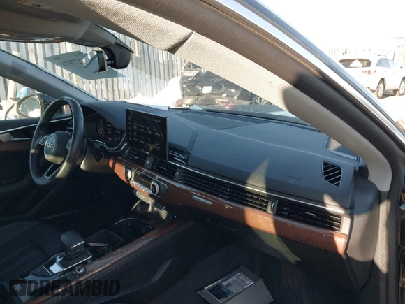 2022 Audi A5 Sportback Premium Plus z VIN WAUCBCF54NA032542, wystawiony jako IAAI lot #41227978 z przebiegiem 42 344 mil mil oraz . Historia ofert i sprzedaży dostępna na DreamBid. Obrazek 5.