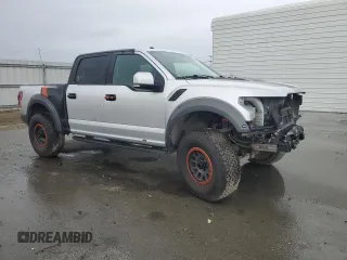 2017 Ford F-150 Raptor with VIN 1FTFW1RG7HFA26506, listed as a Copart auction lot 88686245 with 105,605 mi miles and Salvage Title. Bid and sale history available at carsss.com. Image 4.