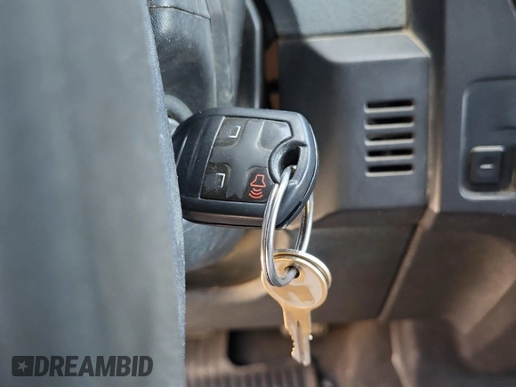 2013 Ford F-150 XL с VIN 1FTFX1EF3DFB24176, выставлен на аукционе IAAI как лот 42619562 с пробегом 73 254 миль миль и . История ставок и продаж доступна на DreamBid. Изображение 5.