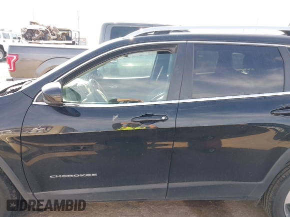 2020 Jeep Cherokee Limited with VIN 1C4PJLDB9LD610338, listed as a IAAI auction lot 42384794 with 120,305 mi miles and . Bid and sale history available at DreamBid. Image 14.