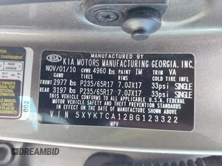 2011 Kia Sorento LX with VIN 5XYKTCA12BG123322, listed as a IAAI auction lot 41931012 with 148,765 mi miles. Bid and sale history available at carsss.com. Image 9.