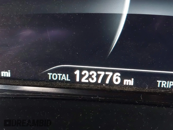 2018 BMW 5 Series 530i z VIN WBAJA5C54JG898565, wystawiony jako IAAI lot #41745230 z przebiegiem 123 776 mil mil oraz . Historia ofert i sprzedaży dostępna na DreamBid. Obrazek 15.