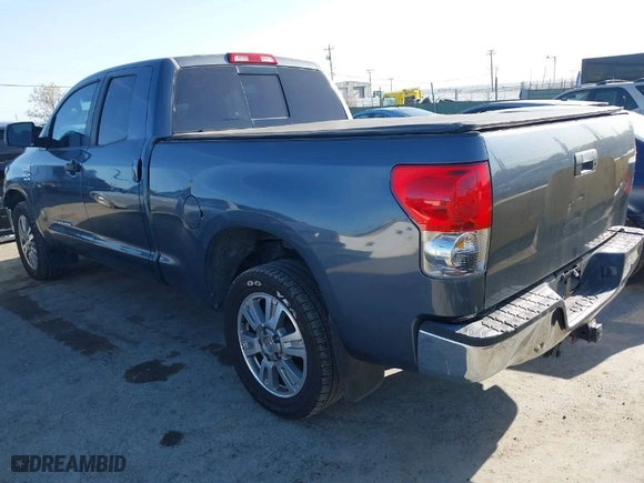 2007 Toyota Tundra SR5 with VIN 5TFRV54197X012822, listed as a IAAI auction lot 41969959 with 131,478 mi miles. Bid and sale history available at carsss.com. Image 3.