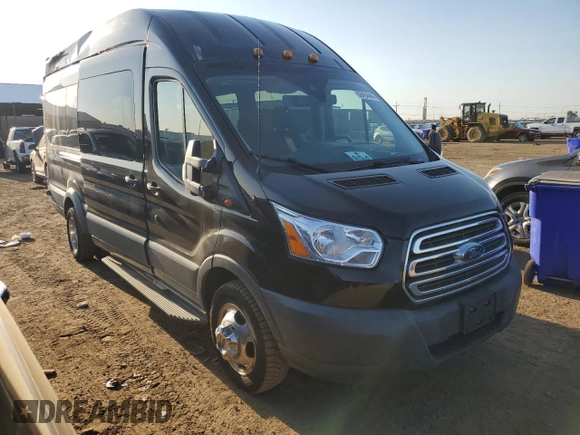 2018 Ford Transit Passenger XL with VIN 1FBVU4XG3JKA28907, listed as a Copart auction lot 69424444 with 61,411 mi miles and Salvage Title. Bid and sale history available at DreamBid. Image 4.