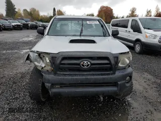 2006 Toyota Tacoma with VIN 5TEPX42N26Z175076, listed as a Copart auction lot 80509574 with 296,010 mi miles and Clean Title. Bid and sale history available at carsss.com. Image 5.