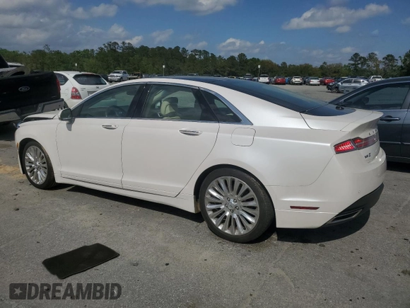2015 Lincoln MKZ with VIN 3LN6L2GK7FR607330, listed as a Copart auction lot 52520855 with 33,743 mi miles and Salvage title. Bid and sale history available at DreamBid. Image 2.