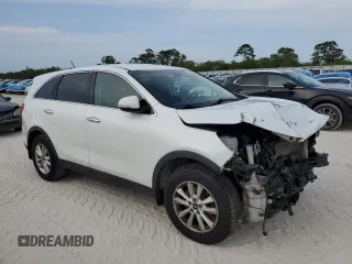 2020 Kia Sorento L with VIN 5XYPG4A3XLG657641, listed as a Copart auction lot 53758455 with 156,675 mi miles and Non Repairable. Bid and sale history available at DreamBid. Image 4.