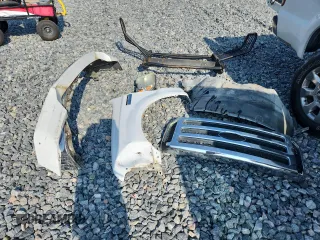 2007 Ford F-250 XL with VIN 1FTSW21597EA38577, listed as a Copart auction lot 58013575 with 189,924 mi miles and Salvage title. Bid and sale history available at DreamBid. Image 12.