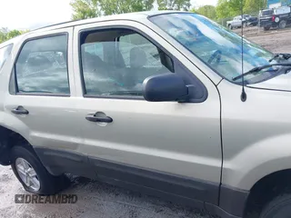 2005 Ford Escape XLS Value with VIN 1FMYU02Z45KB85048, listed as a IAAI auction lot 42309081 with 106,395 mi miles and . Bid and sale history available at DreamBid. Image 13.