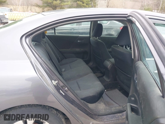 2014 Honda Accord LX z VIN 1HGCR2F35EA223881, wystawiony jako IAAI lot #42032657 z przebiegiem 231 450 mil mil oraz . Historia ofert i sprzedaży dostępna na DreamBid. Obrazek 8.