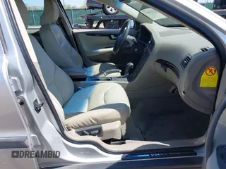 2003 Volvo V70 with VIN YV1SW58DX32311482, listed as a IAAI auction lot 41931007 with 191,431 mi miles and . Bid and sale history available at DreamBid. Image 5.