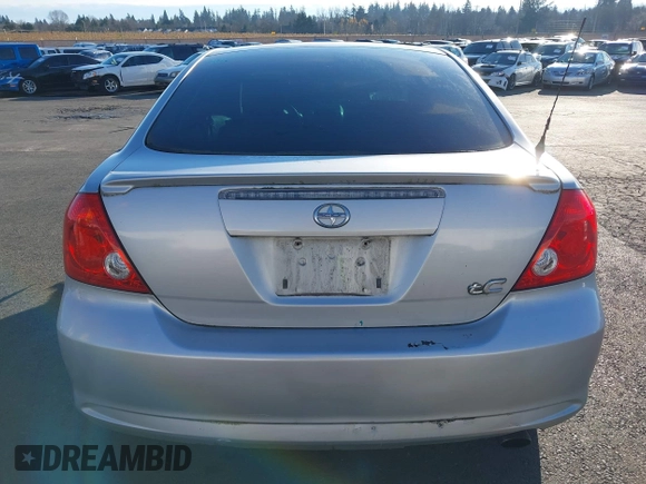 2005 Scion tC z VIN JTKDE177750019561, wystawiony jako IAAI lot #41045961 z przebiegiem Nie podano mil oraz . Historia ofert i sprzedaży dostępna na DreamBid. Obrazek 16.