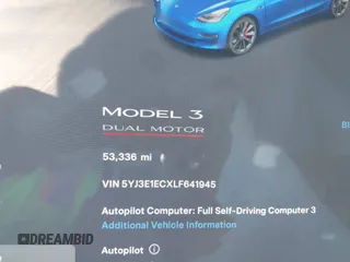 2020 Tesla Model 3 Performance z VIN 5YJ3E1ECXLF641945, wystawiony jako IAAI lot #41337826 z przebiegiem 53 336 mil mil oraz . Historia ofert i sprzedaży dostępna na DreamBid. Obrazek 7.