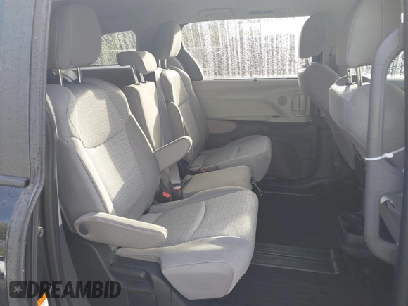 2023 Toyota Sienna LE with VIN 5TDKRKEC4PS164937, listed as a IAAI auction lot 40534315 with 88,729 mi miles. Bid and sale history available at carsss.com. Image 8.