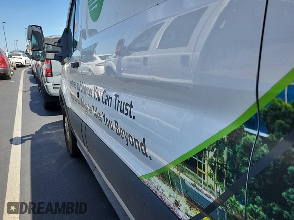 2019 Ford Transit with VIN 1FTYR1YG4KKA40850, listed as a IAAI auction lot 42293292 with 123,373 mi miles and . Bid and sale history available at DreamBid. Image 1.
