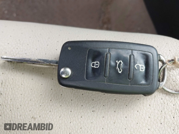 2012 Volkswagen Jetta SE с VIN 3VWDP7AJ4CM308882, выставлен на аукционе IAAI как лот 41923116 с пробегом 218 886 миль миль и . История ставок и продаж доступна на DreamBid. Изображение 11.